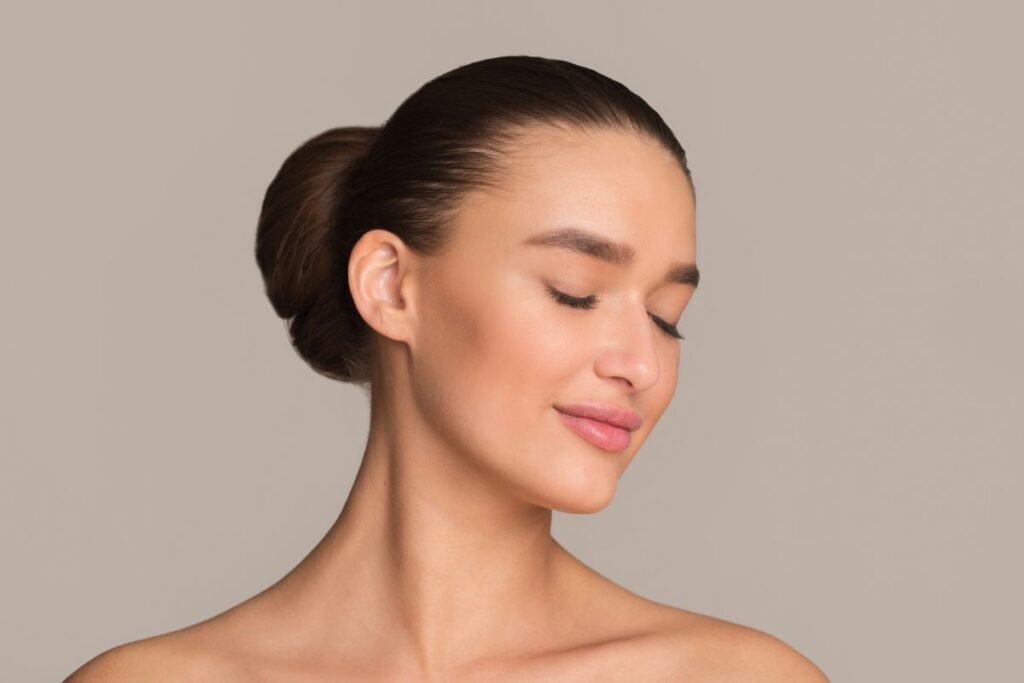 Apple Cider Vinegar Clears Your Skin